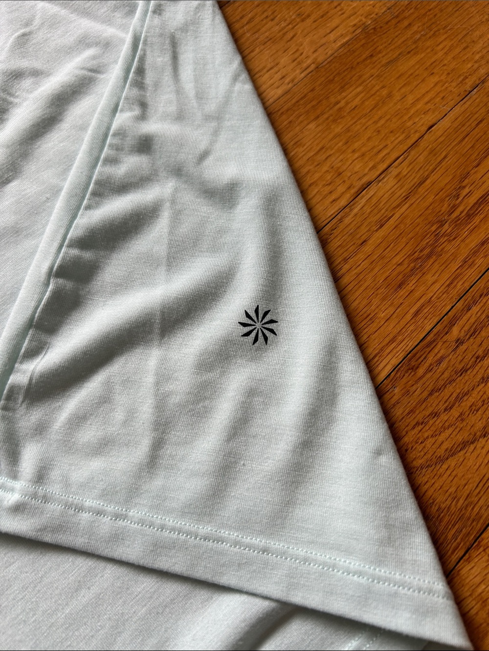 Athleta Women’s Light Blue/Mint Green Scoop Neck Tank Size Large - Picture 3 of 3